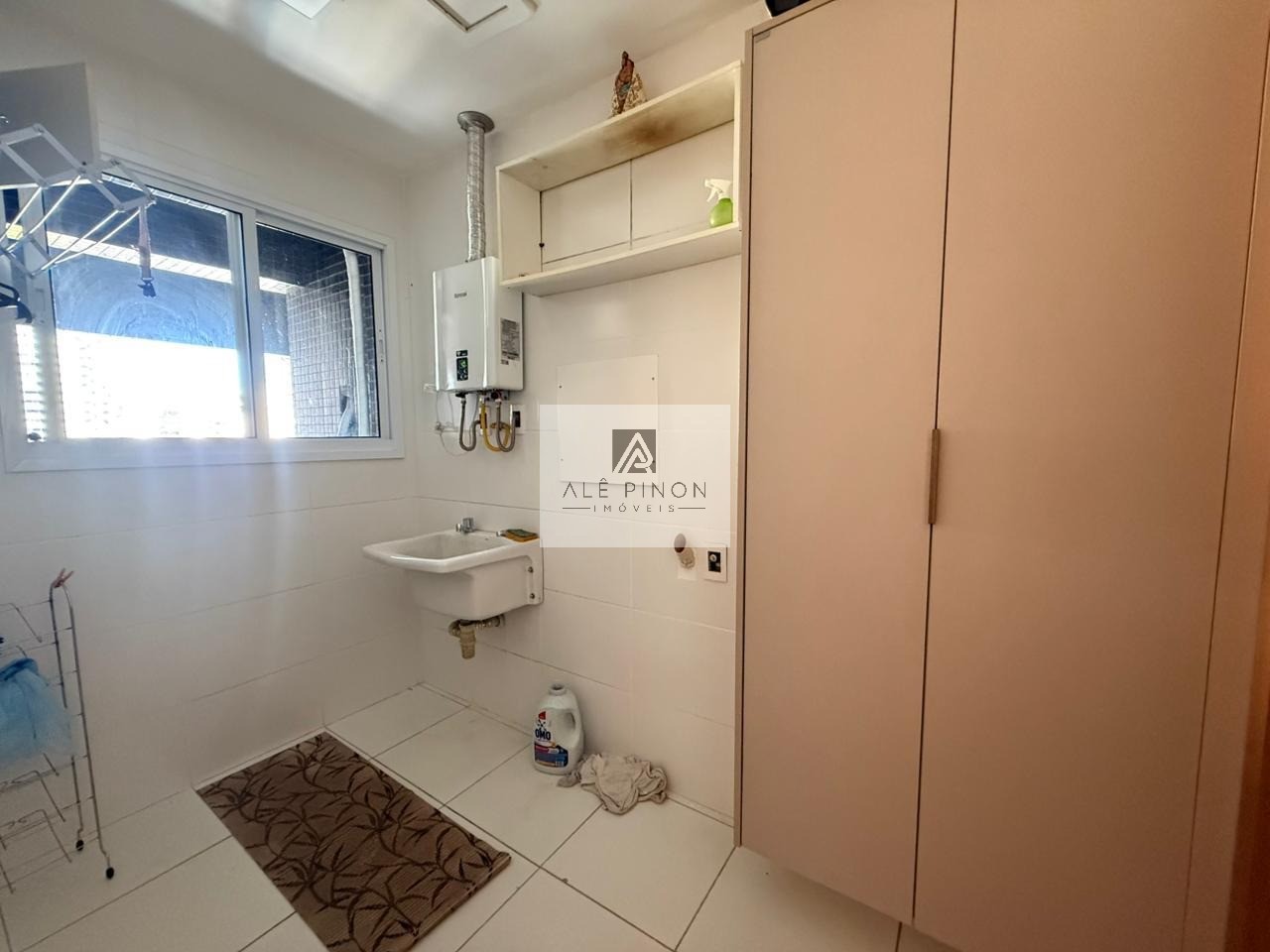 Apartamento de Luxo no Umarizal: 3 Quartos, 3 Suítes, 3 Salas e 143m² - Belém-PA