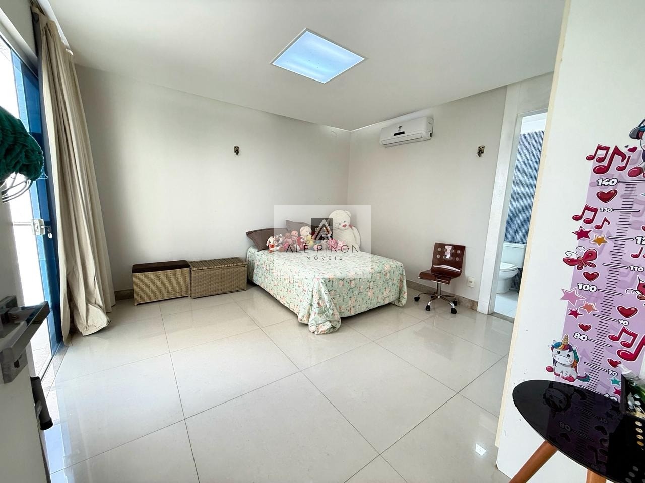 Belém-PA: Casa de luxo em condomínio no parque verde com 4 quartos, 4 suítes e 6 vagas de garagem!