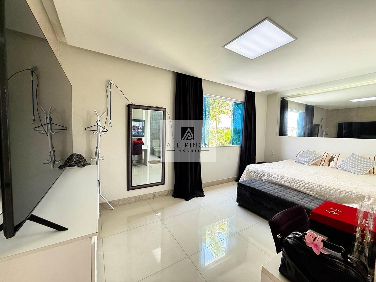 Belém-PA: Casa de luxo em condomínio no parque verde com 4 quartos, 4 suítes e 6 vagas de garagem!