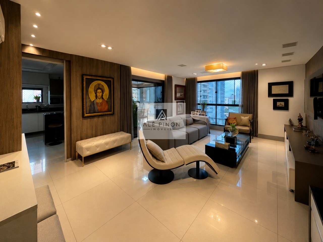 Apartamento de Luxo à Venda em Belém-PA, Umarizal: 4 Quartos, 3 Suítes, 6 Banheiros, 2 Vagas, 195m².