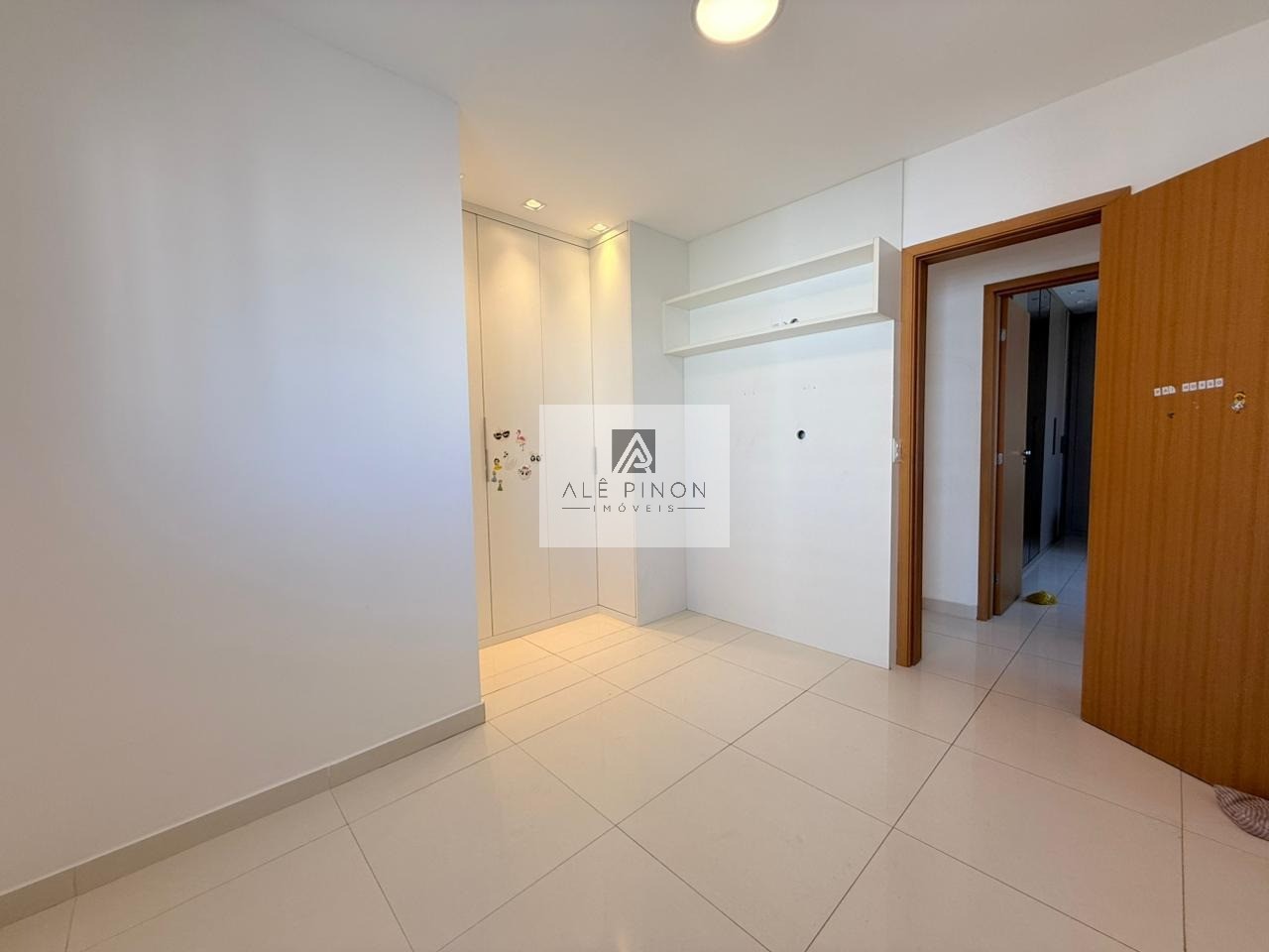 Apartamento de Luxo no Umarizal: 3 Quartos, 3 Suítes, 3 Salas e 143m² - Belém-PA