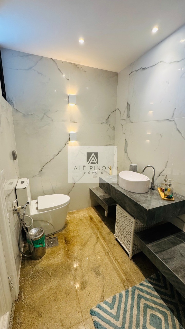 Imperdível apartamento de luxo com 4 quartos e 4 suítes na Campina, Belém-PA - 512m², 4 vagas!