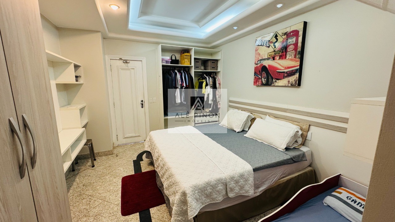 Imperdível apartamento de luxo com 4 quartos e 4 suítes na Campina, Belém-PA - 512m², 4 vagas!