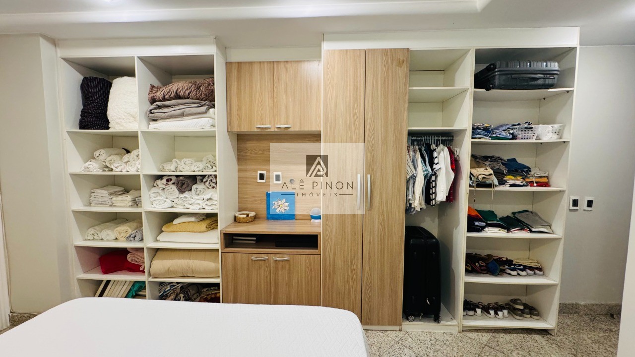 Imperdível apartamento de luxo com 4 quartos e 4 suítes na Campina, Belém-PA - 512m², 4 vagas!