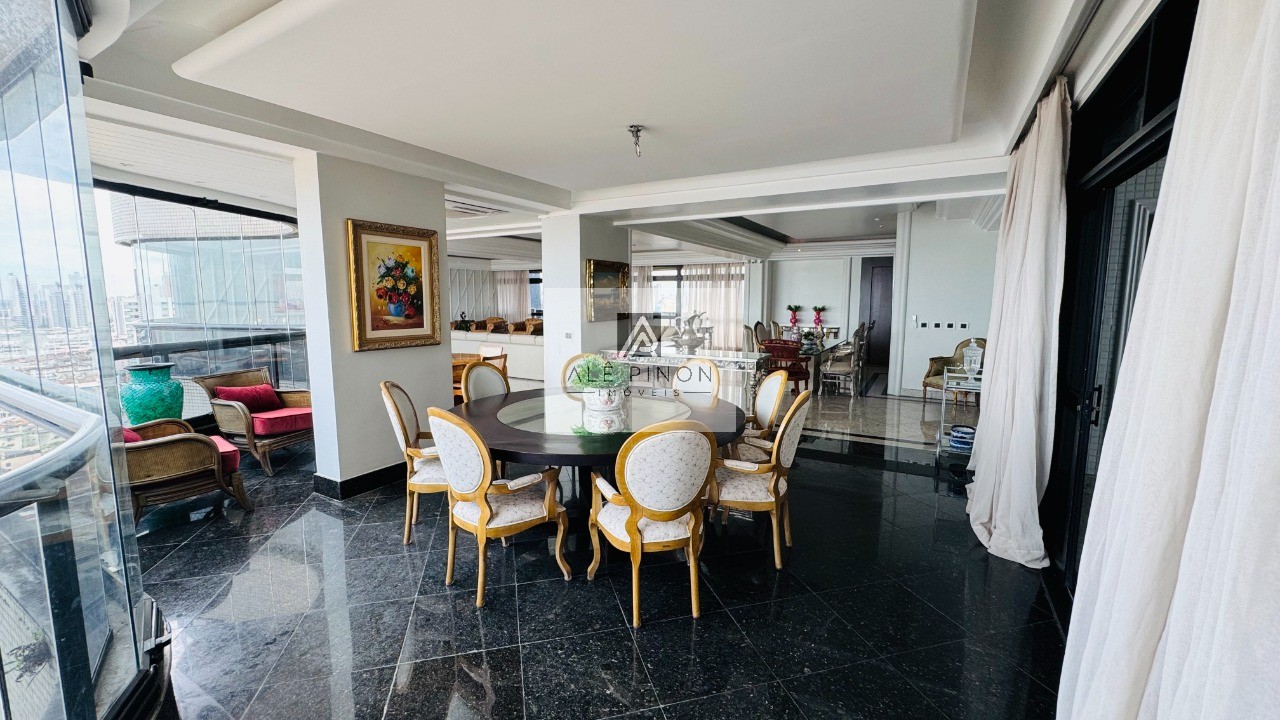 Imperdível apartamento de luxo com 4 quartos e 4 suítes na Campina, Belém-PA - 512m², 4 vagas!