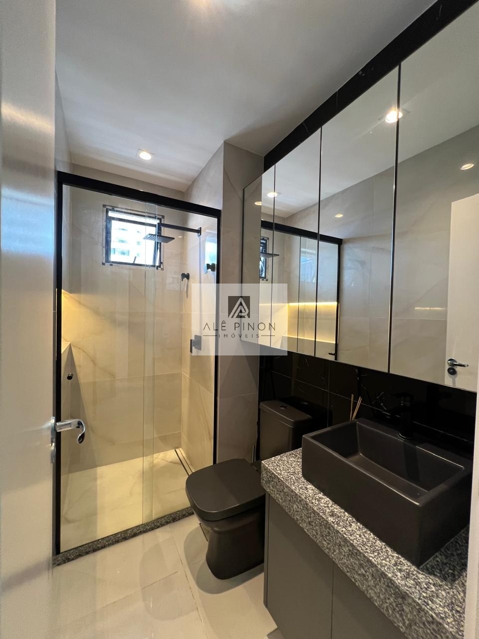 Aluguel de Cobertura Luxuosa em Belém-PA, Bairro Batista Campos: 3 Quartos, 3 Suítes, 2 Salas, 3 Vagas, 150m². Venha Conferir! - foto 15