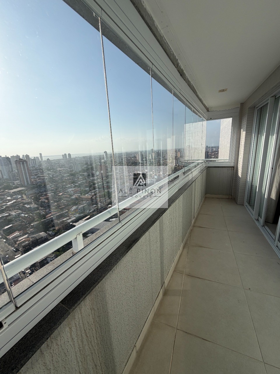 Apartamento para locação em Belém-PA, bairro Fátima: 1 quarto, 1 sala, 1 banheiro, 1 vaga de garagem, 39,00 m² de área.