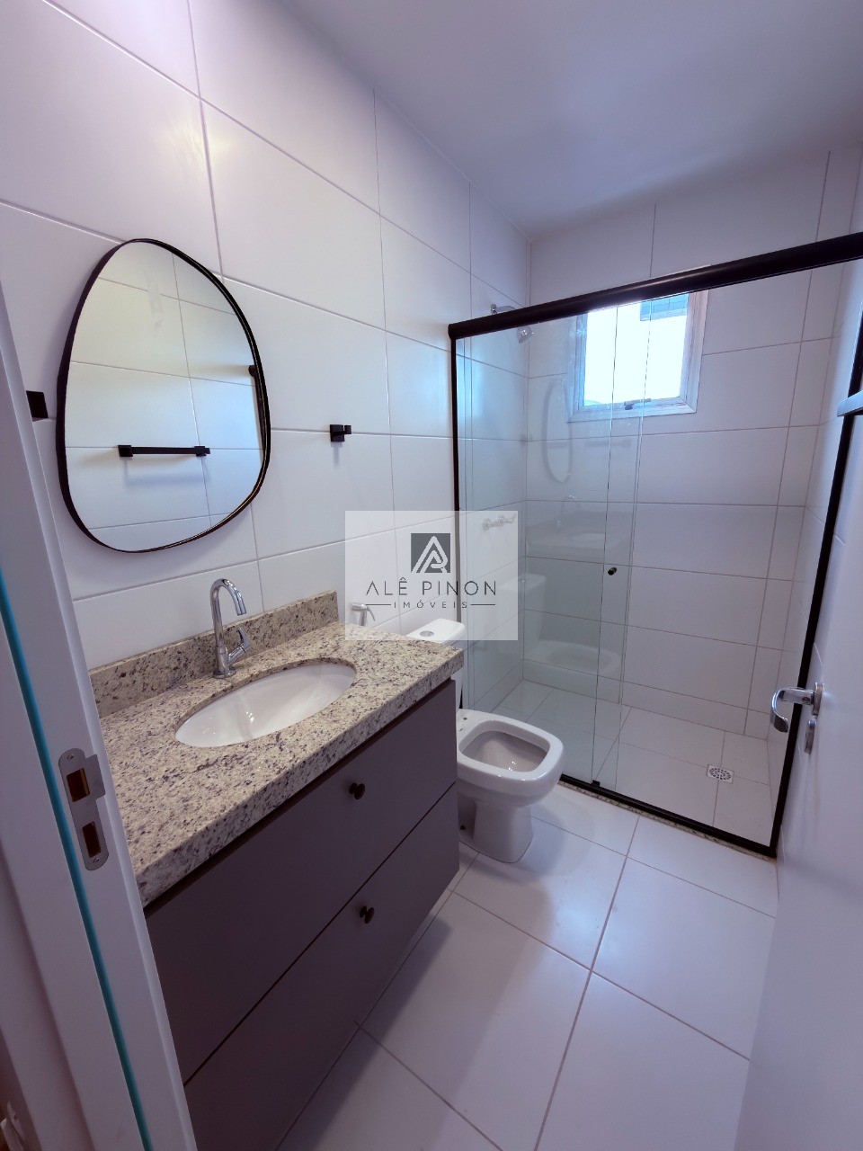 Apartamento para locação em Belém-PA, bairro Jurunas: 2 quartos, 1 suíte, 1 sala, 1 vaga na garagem, 78m². Mobiliado. Venha conferir!