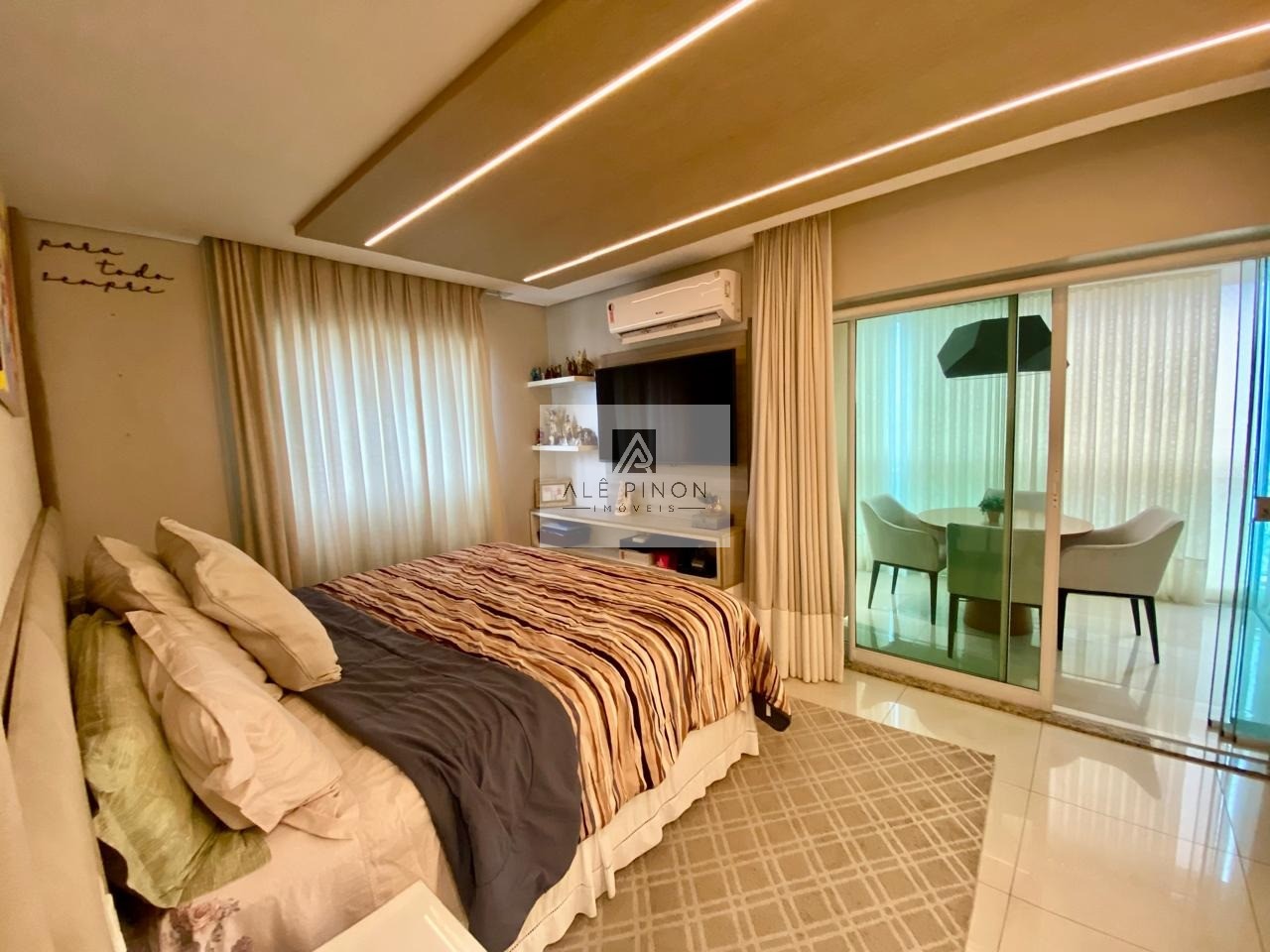 Luxuoso apartamento de 3 quartos, 3 suítes e 3 salas à venda em Nazaré, Belém-PA - 180m² de puro conforto!