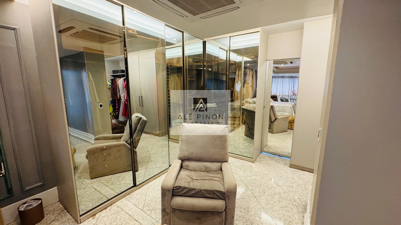 Imperdível apartamento de luxo com 4 quartos e 4 suítes na Campina, Belém-PA - 512m², 4 vagas!
