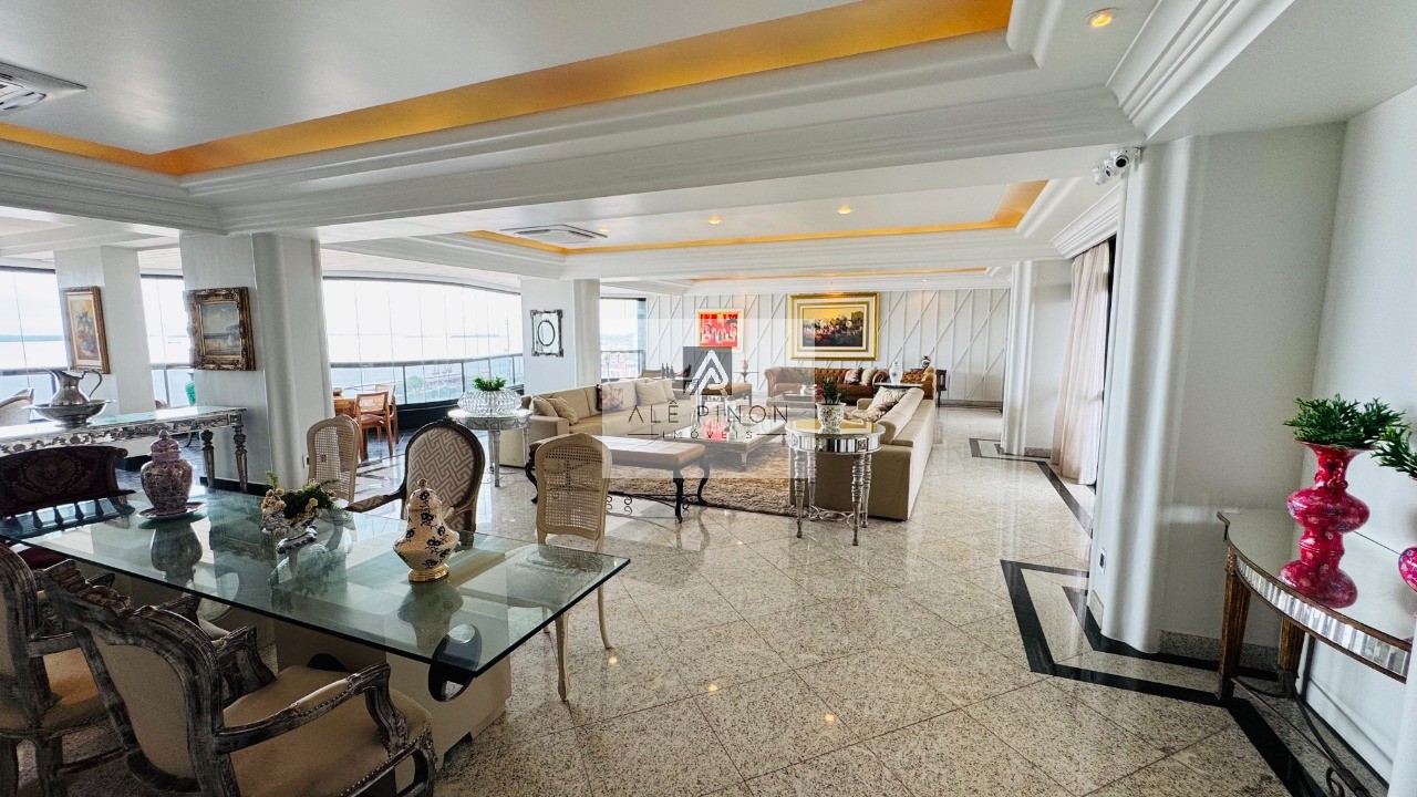 Imperdível apartamento de luxo com 4 quartos e 4 suítes na Campina, Belém-PA - 512m², 4 vagas!