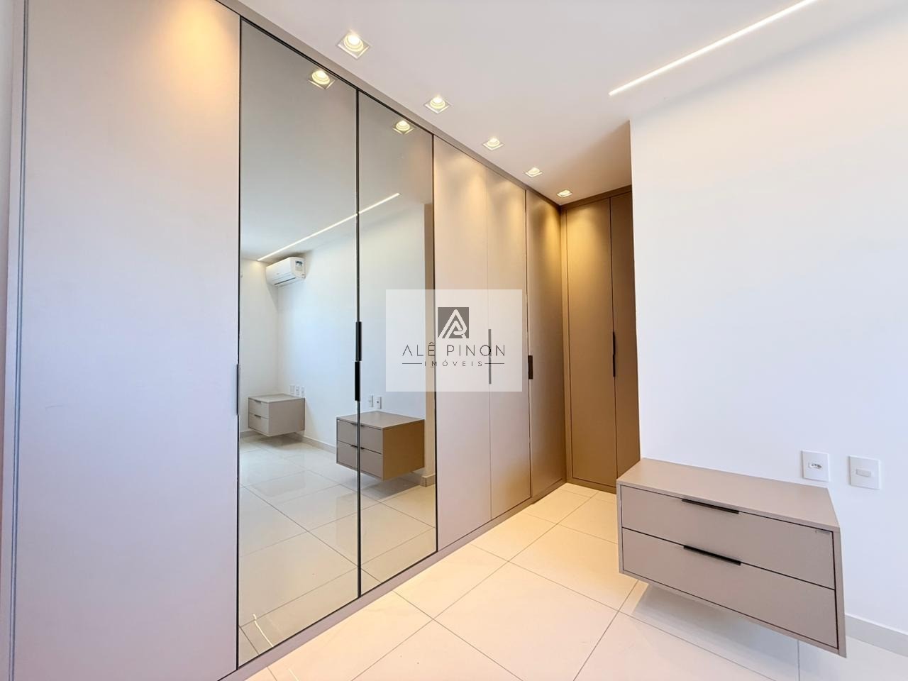 Apartamento de Luxo no Umarizal: 3 Quartos, 3 Suítes, 3 Salas e 143m² - Belém-PA