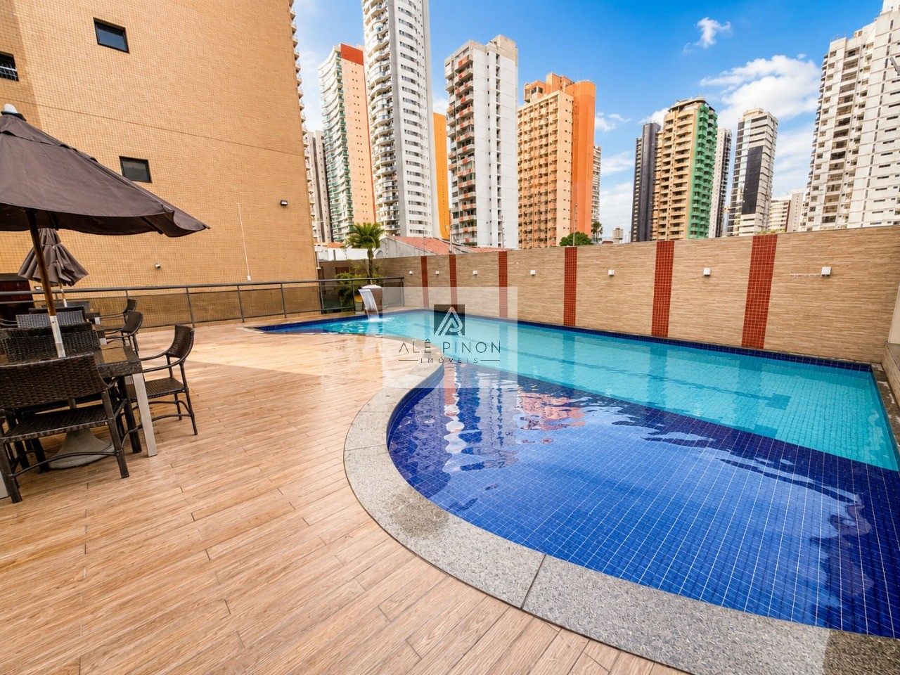 Apartamento de Luxo à Venda em Belém-PA, Umarizal: 4 Quartos, 3 Suítes, 6 Banheiros, 2 Vagas, 195m².