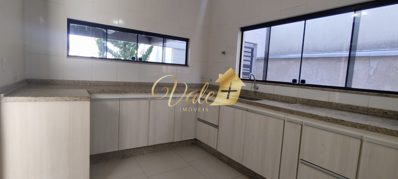 Casa, 3 quartos, 270 m² - Foto 29