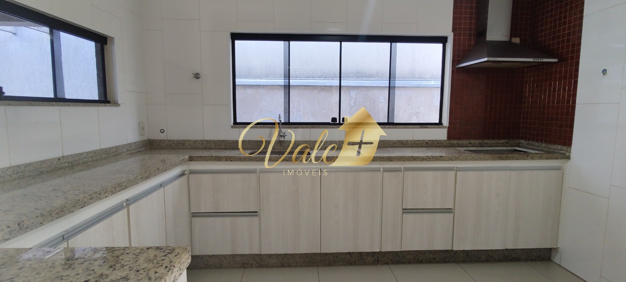 Casa, 3 quartos, 270 m² - Foto 28