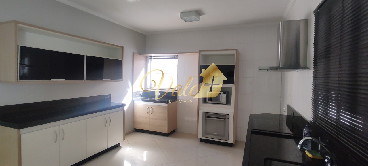 Casa, 4 quartos, 250 m² - Foto 10