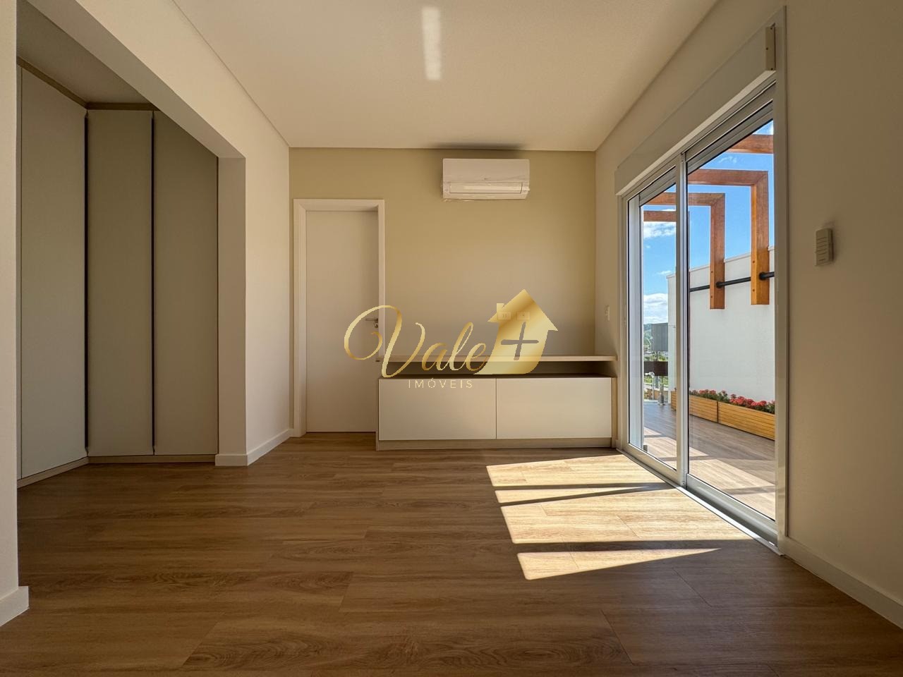 Casa, 3 quartos, 263 m² - Foto 2