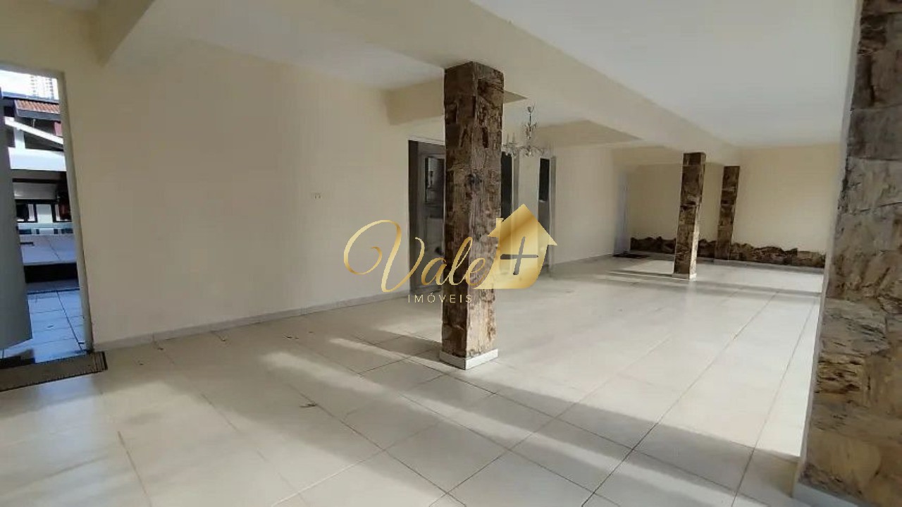 Casa, 3 quartos, 250 m² - Foto 14
