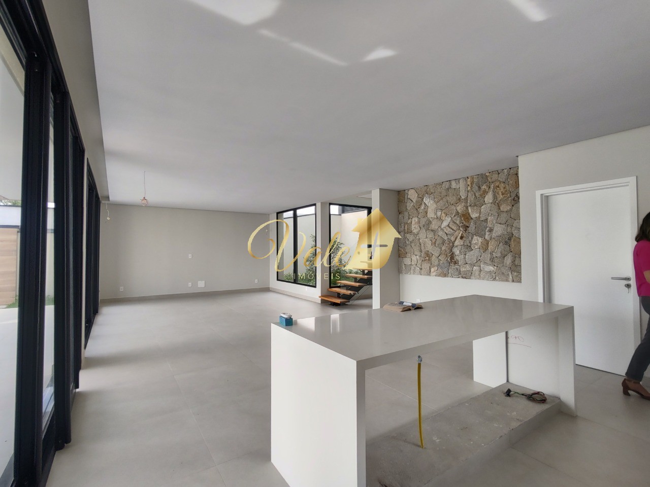 Casa, 4 quartos, 302 m² - Foto 3