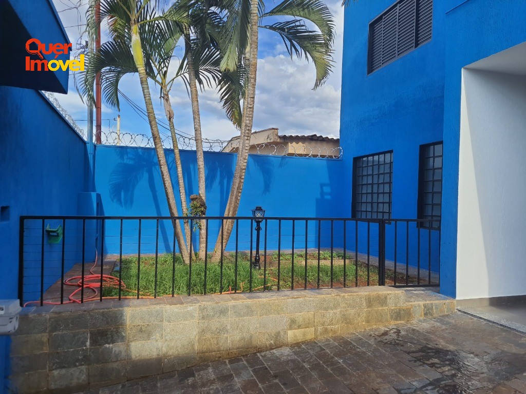 Casa, 5 quartos, 250 m² - Foto 2