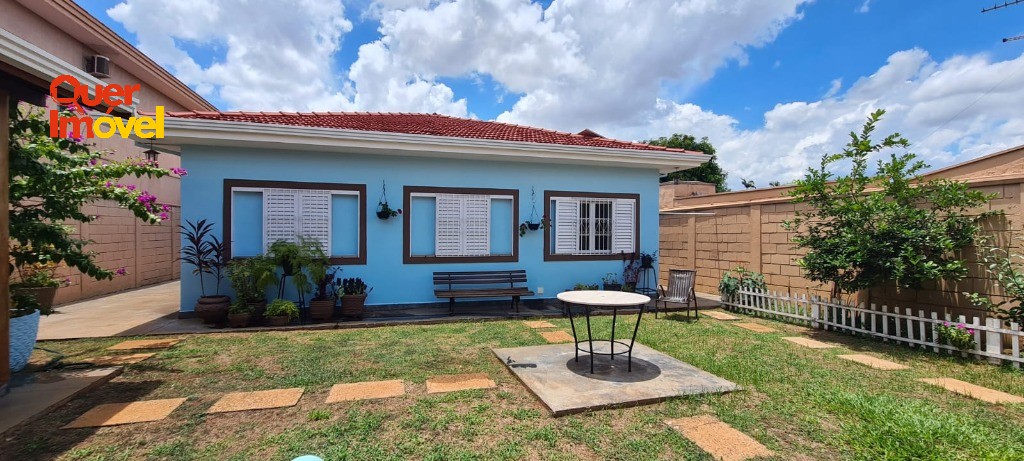 Casa, 4 quartos, 180 m² - Foto 2