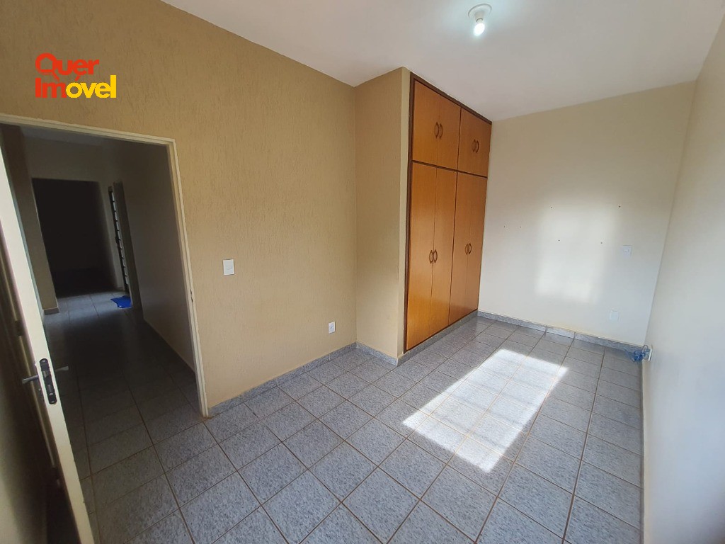Casa, 5 quartos, 250 m² - Foto 12