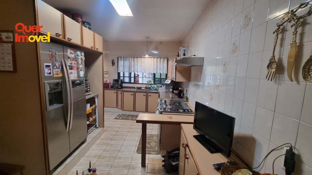 Casa, 4 quartos, 450 m² - Foto 13