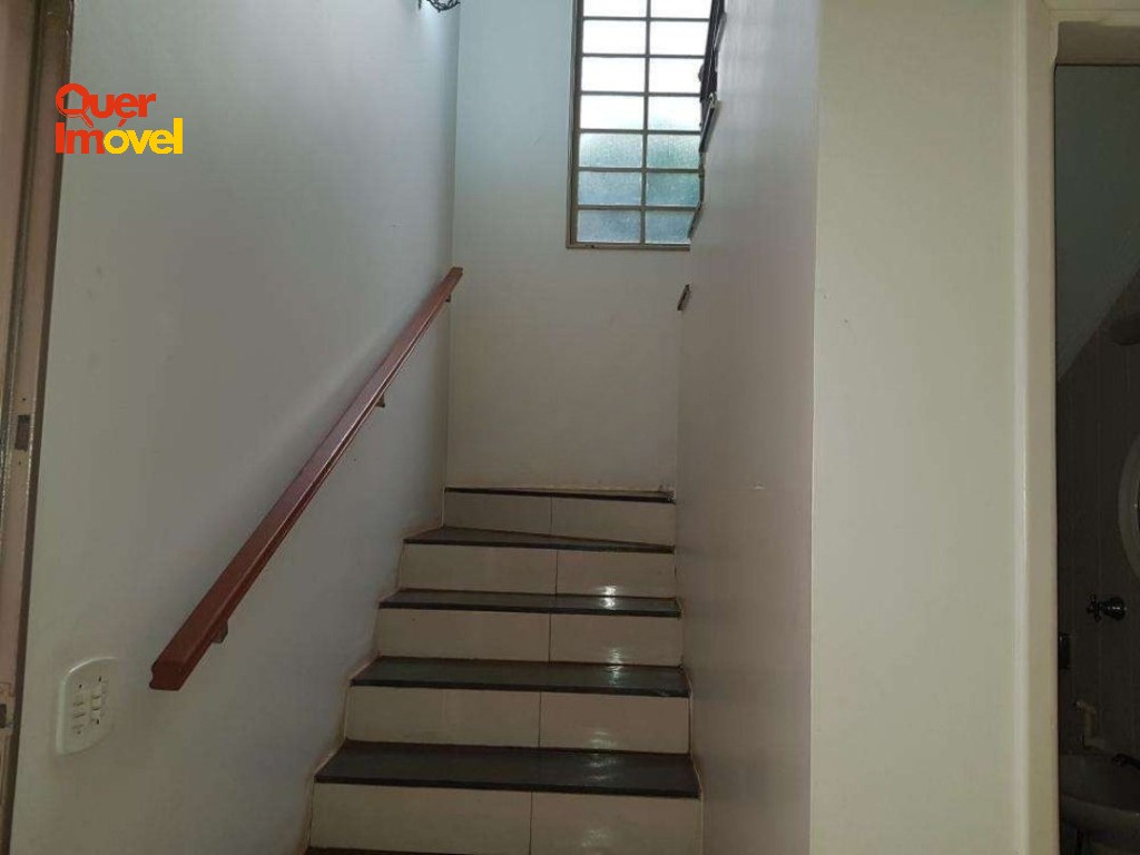 Casa, 4 quartos, 270 m² - Foto 24