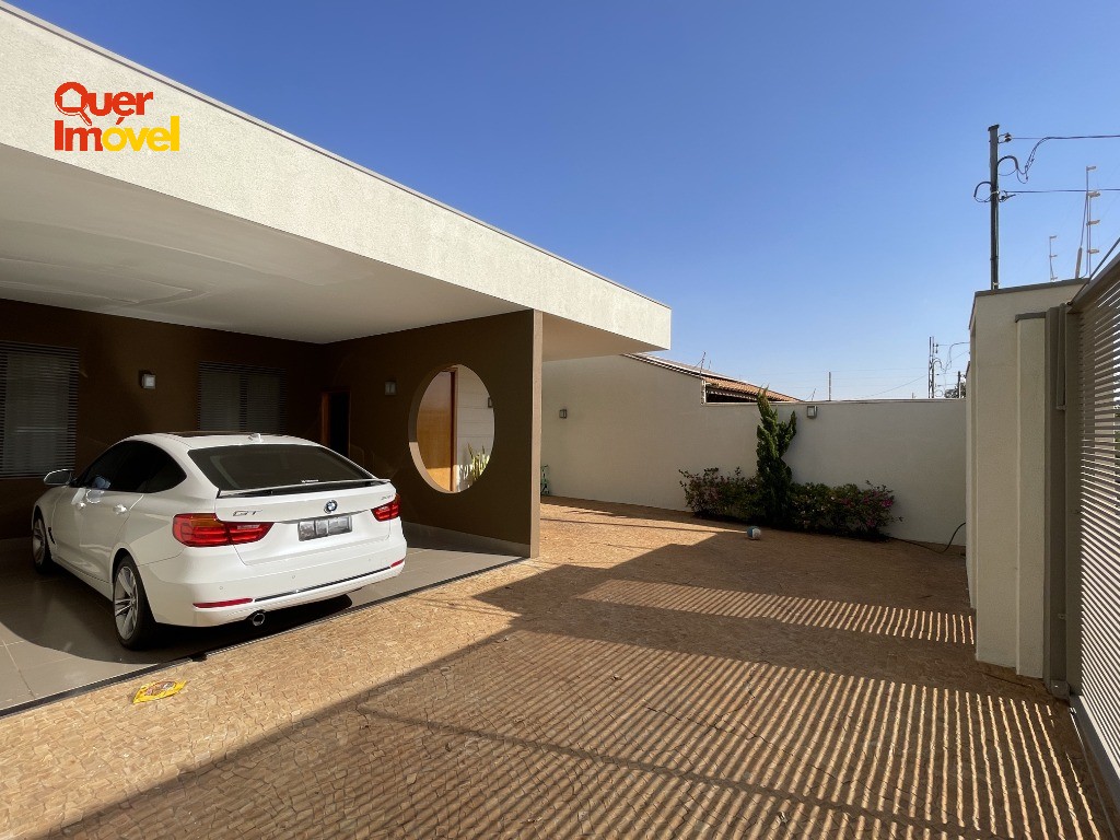 Casa, 3 quartos, 300 m² - Foto 1