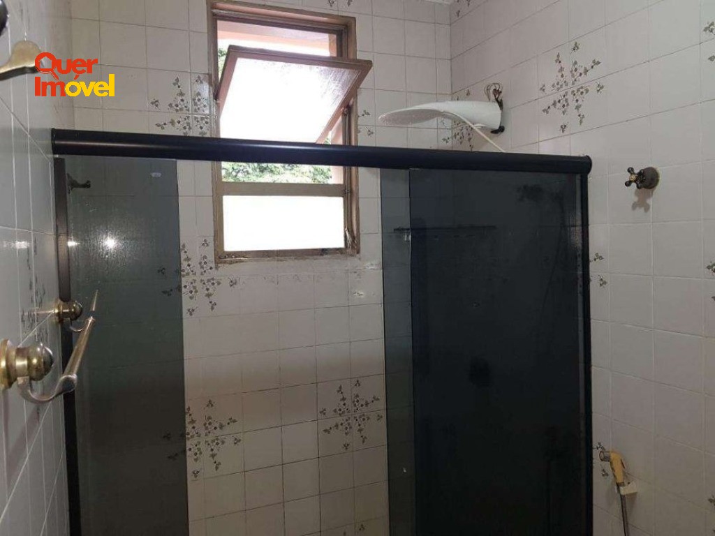 Casa, 4 quartos, 270 m² - Foto 41