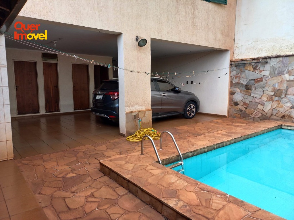 Casa, 3 quartos, 223 m² - Foto 34