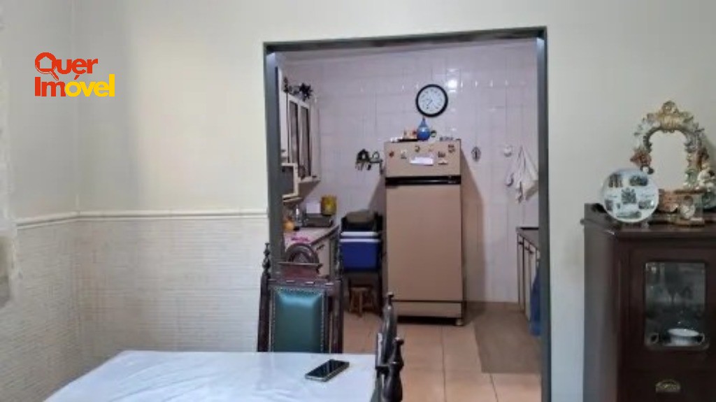 Casa, 4 quartos, 198 m² - Foto 3
