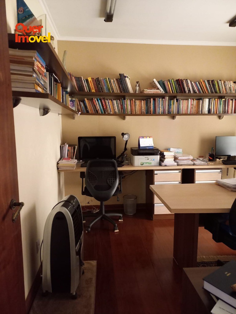 Casa, 3 quartos, 223 m² - Foto 27