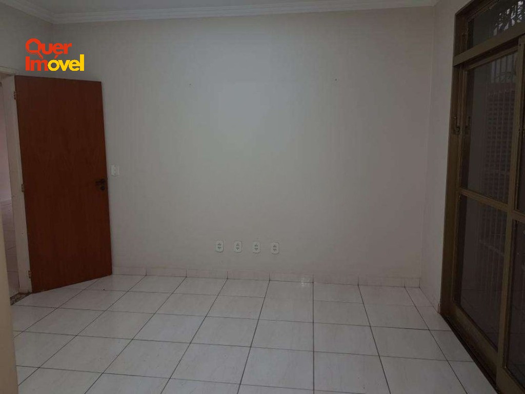 Casa, 4 quartos, 270 m² - Foto 22
