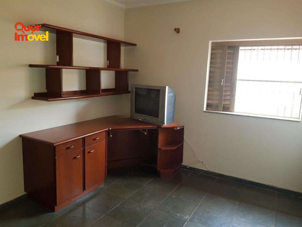 Casa, 4 quartos, 270 m² - Foto 32