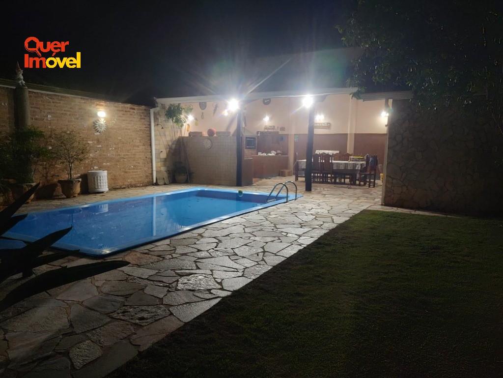 Excelente oportunidade: Casa com área de lazer à venda em Ribeirão Preto-SP, Parque São Sebastião, 2 quartos, 1 sala, 2 banheiros, 5 vagas, 170m².