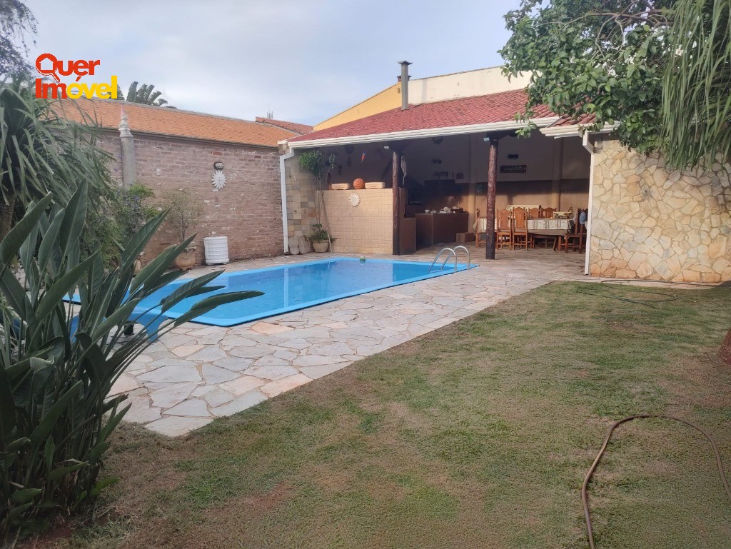 Excelente oportunidade: Casa com área de lazer à venda em Ribeirão Preto-SP, Parque São Sebastião, 2 quartos, 1 sala, 2 banheiros, 5 vagas, 170m².