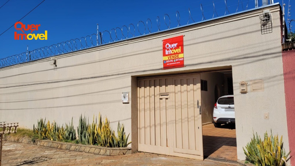 Casa, 3 quartos, 420 m² - Foto 1