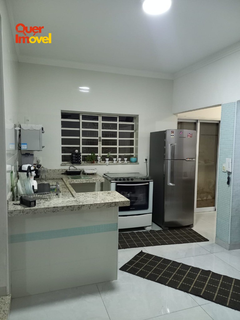Casa, 4 quartos, 300 m² - Foto 13