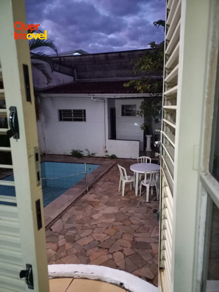 Casa, 4 quartos, 300 m² - Foto 35