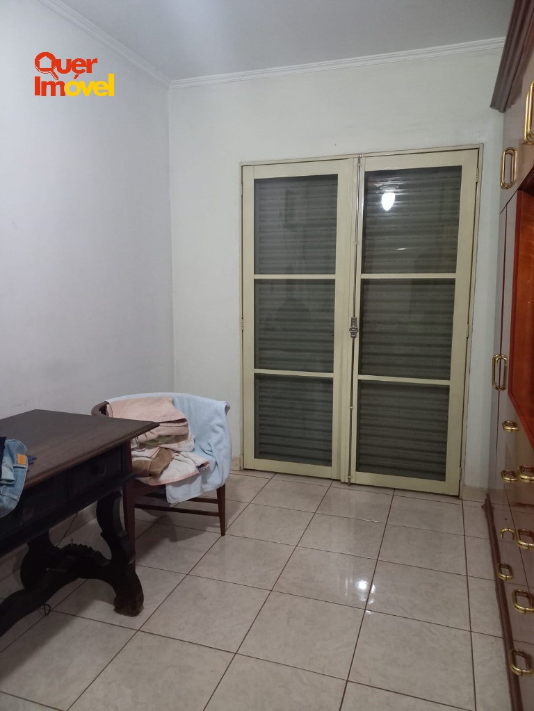 Casa, 4 quartos, 300 m² - Foto 37