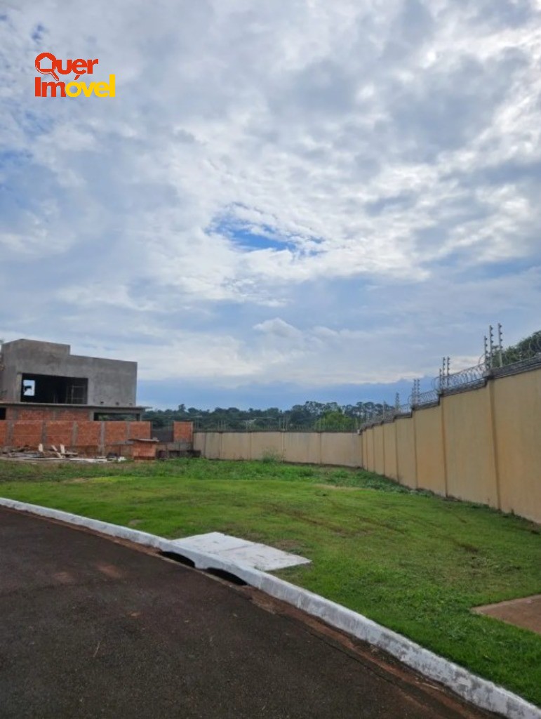 Loteamento e Condomínio, 300 m² - Foto 1