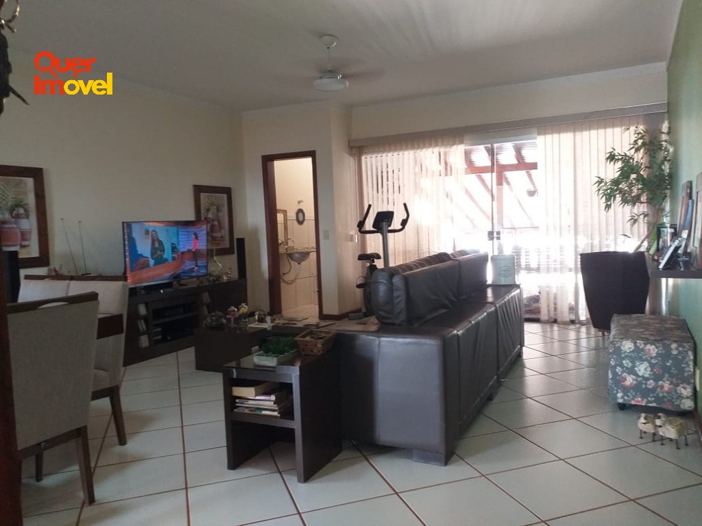 Casa, 3 quartos, 160 m² - Foto 2