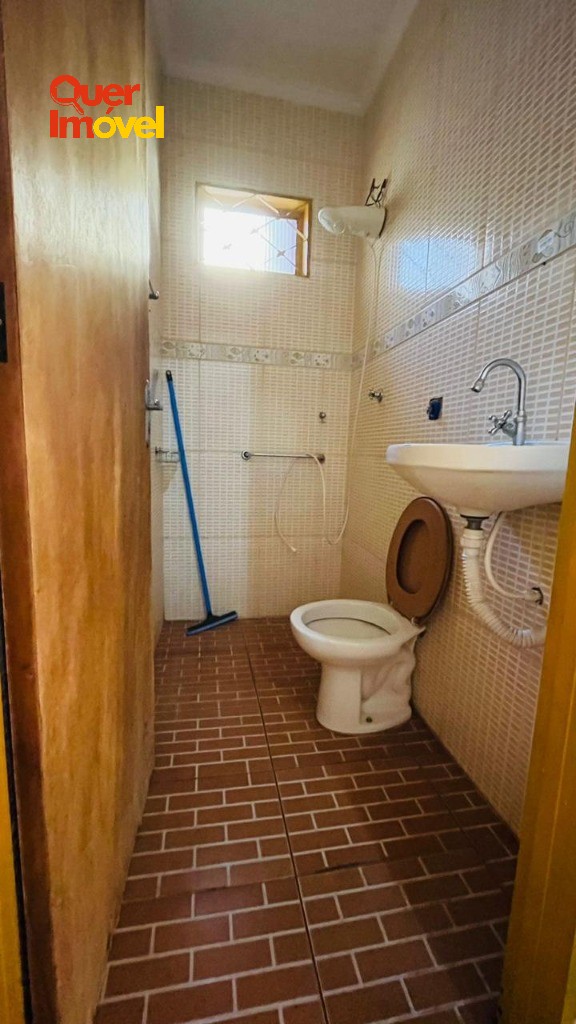 Casa, 4 quartos, 270 m² - Foto 24