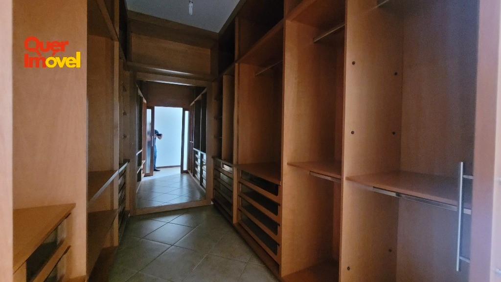 Casa, 4 quartos, 450 m² - Foto 33