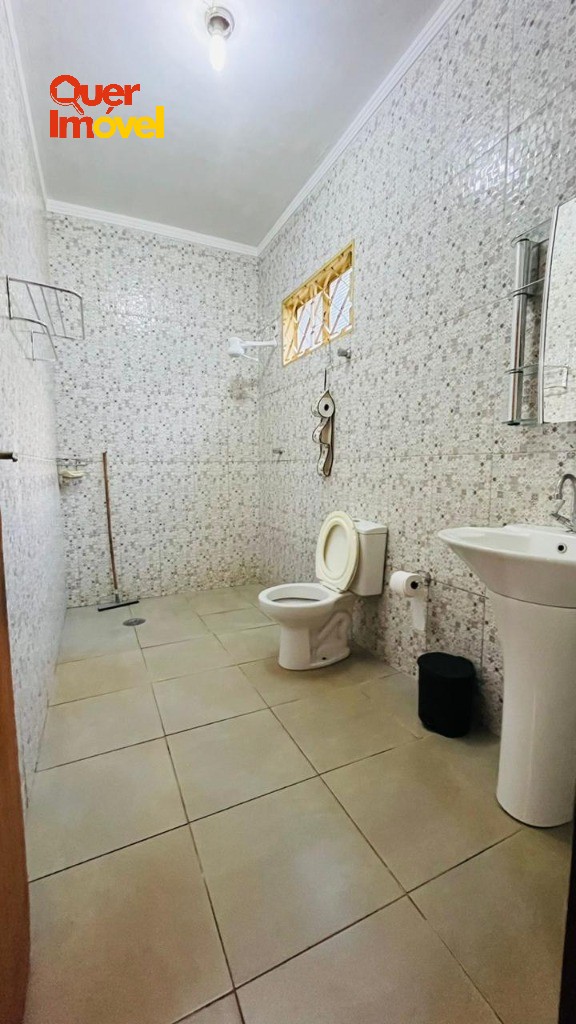 Casa, 4 quartos, 270 m² - Foto 22