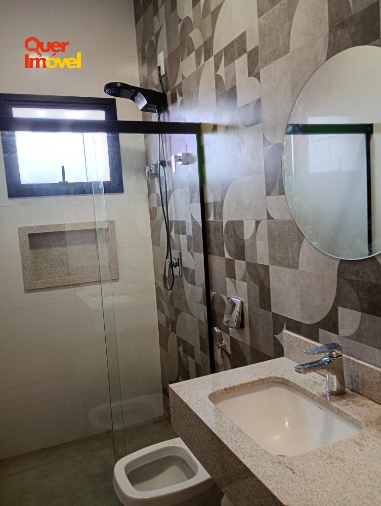 Imperdível casa em condomínio à venda em Ribeirão Preto-SP, bairro Reserva San Pedro! 3 quartos, 3 suítes, 1 sala, 4 banheiros, 4 vagas de garagem e 163m² de área. Quer Imóvel Negócios Imobiliários!