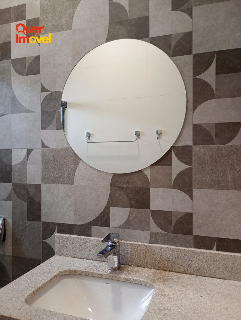 Imperdível casa em condomínio à venda em Ribeirão Preto-SP, bairro Reserva San Pedro! 3 quartos, 3 suítes, 1 sala, 4 banheiros, 4 vagas de garagem e 163m² de área. Quer Imóvel Negócios Imobiliários!
