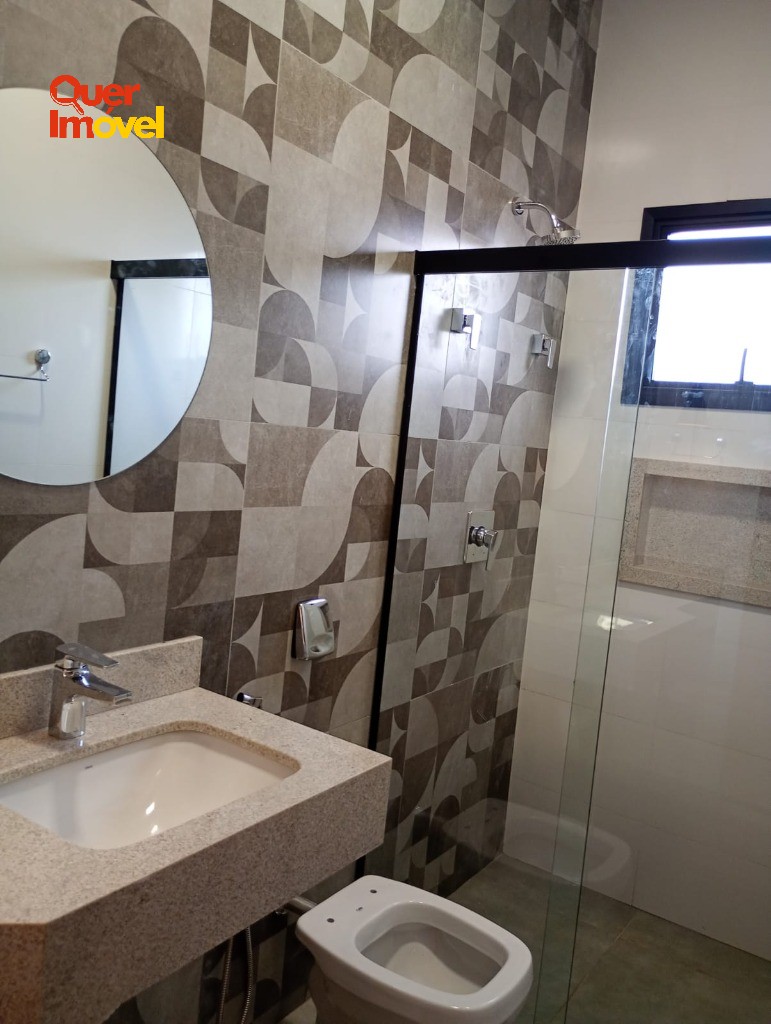 Imperdível casa em condomínio à venda em Ribeirão Preto-SP, bairro Reserva San Pedro! 3 quartos, 3 suítes, 1 sala, 4 banheiros, 4 vagas de garagem e 163m² de área. Quer Imóvel Negócios Imobiliários!
