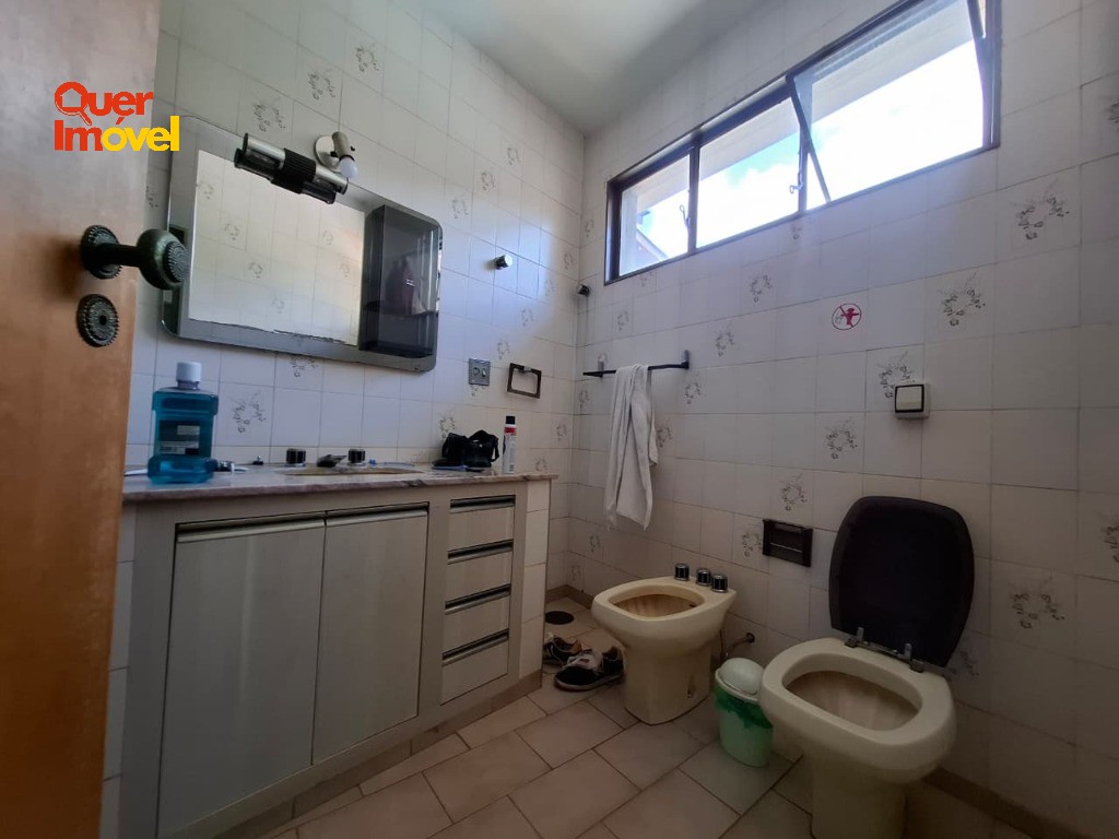 Casa, 5 quartos, 238 m² - Foto 32